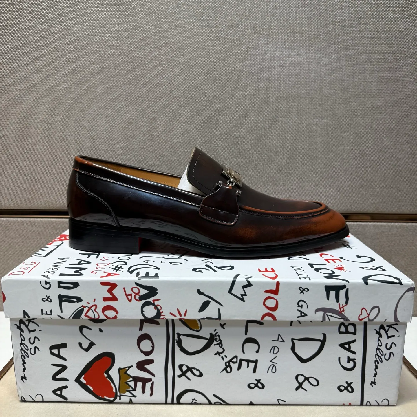 Men's men's shoes 💰pp520【DG～】Men's casual formal leather shoes 2025z cabinet sales simultaneously 🔶Size: 38-44#️⃣ 🔷3 colors🔜The upper is made of cowhide stitching ➕Cowhide lining, comfortable and breathable, sole: original comfortable, wear-resistant and non-slip outsole, ⚠️real thing📱photographed🎬real thing is better📢📢📢